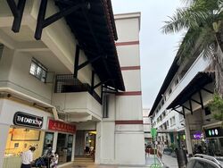 Bedok Reservoir Road (D16), Shop House #606799991